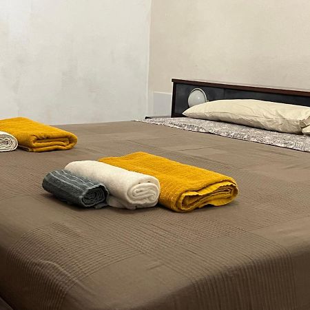 Casa Di Mirto Bed and Breakfast Chiaramonte Gulfi Buitenkant foto