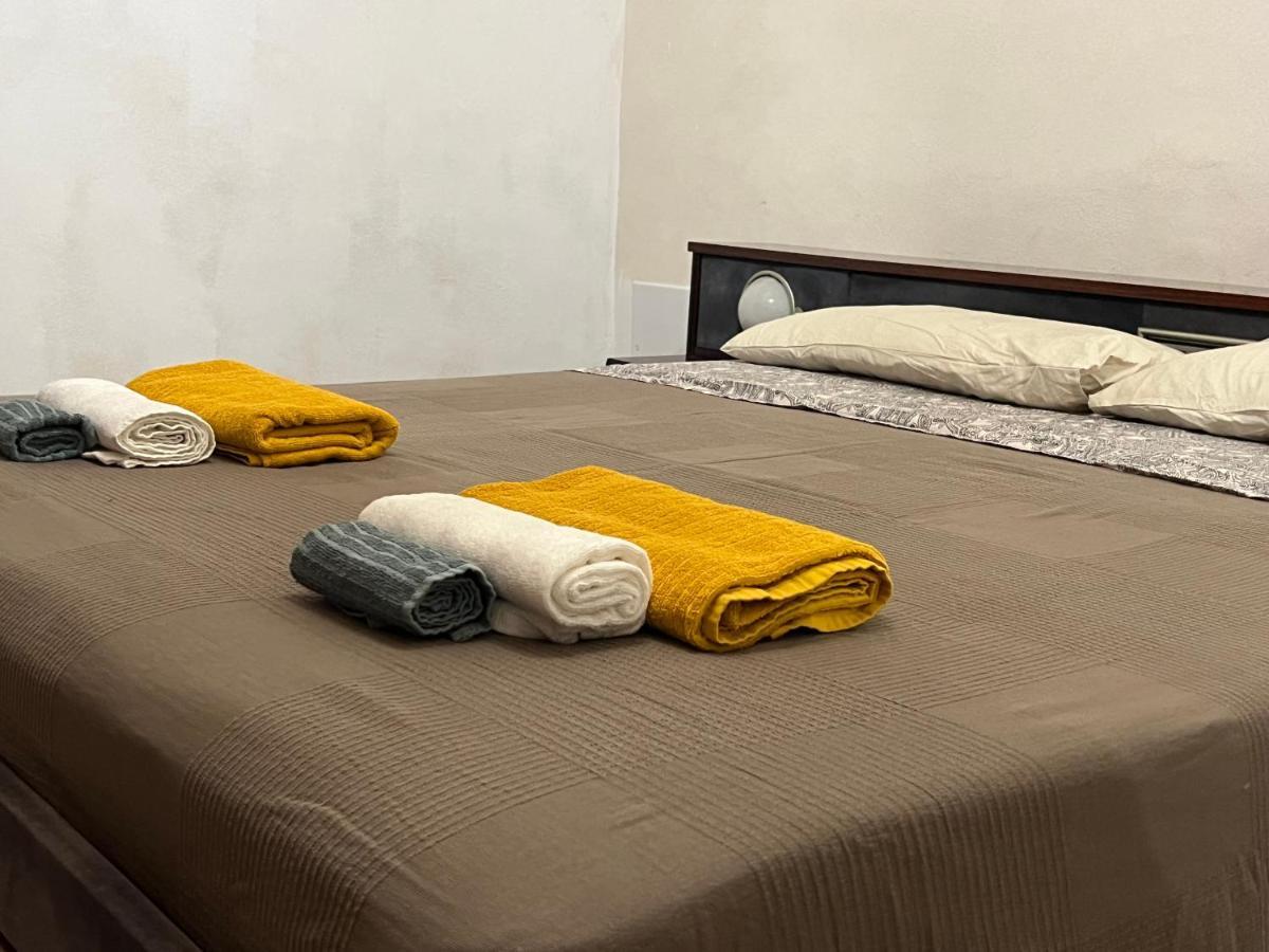 Casa Di Mirto Bed and Breakfast Chiaramonte Gulfi Buitenkant foto